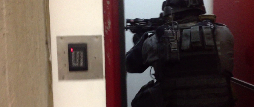 SWAT Through the door